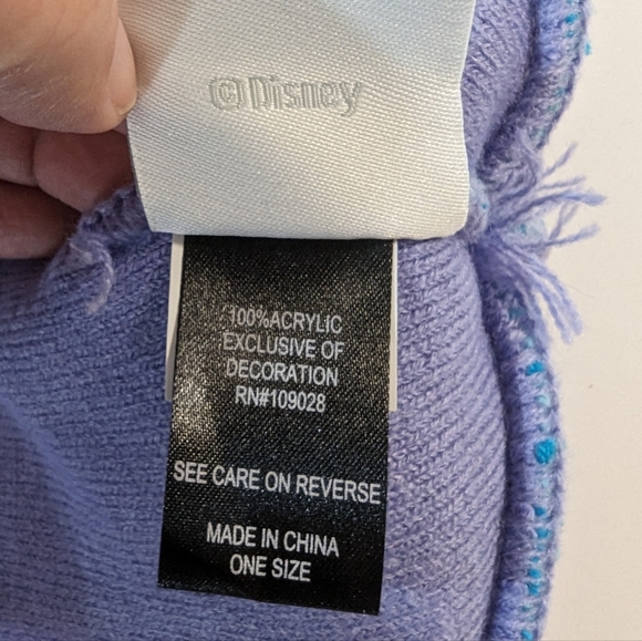 Disney Ariel Mermaid Scale Beanie - Picture 5 of 7